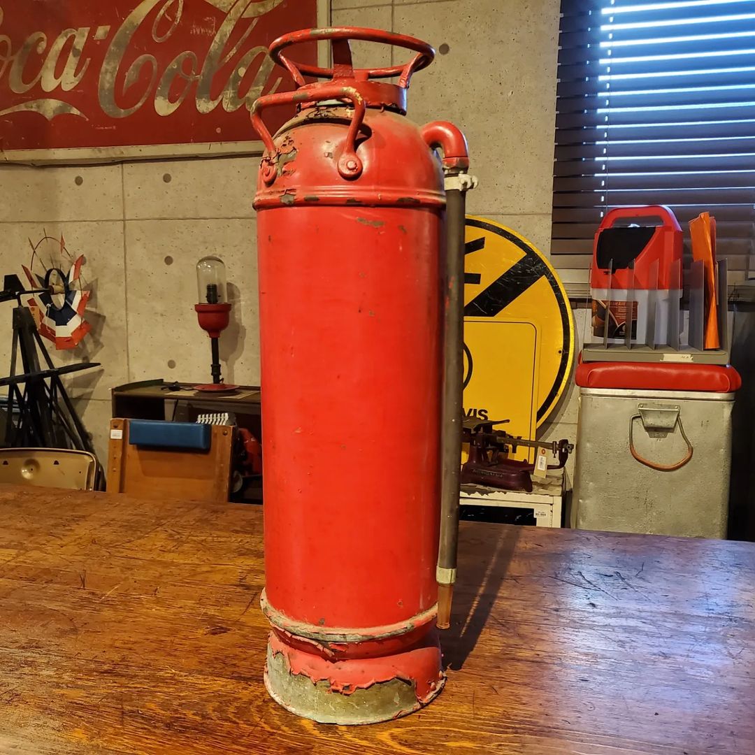 FIRE EXTINGUISHER社のヴィンテージ消化器   | L.A.DEPO エルエーデポ